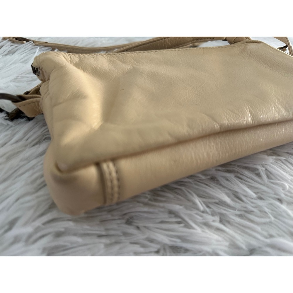 Latico leather zippered crossbody bag - Picture 5 of 9